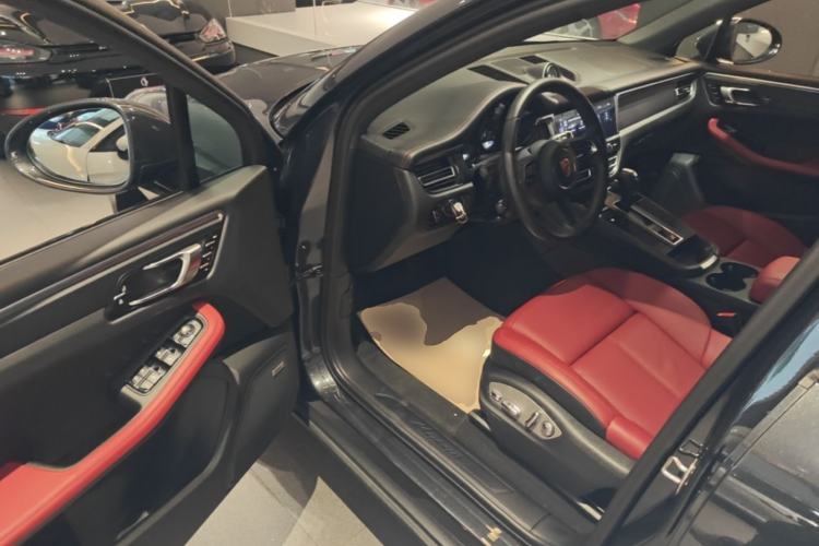 Used Porsche Macan 2022 Macan 2.0T Driver Seat
