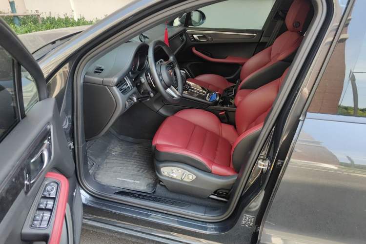 Used Porsche Macan 2022 Macan GTS 2.9T Driver Seat