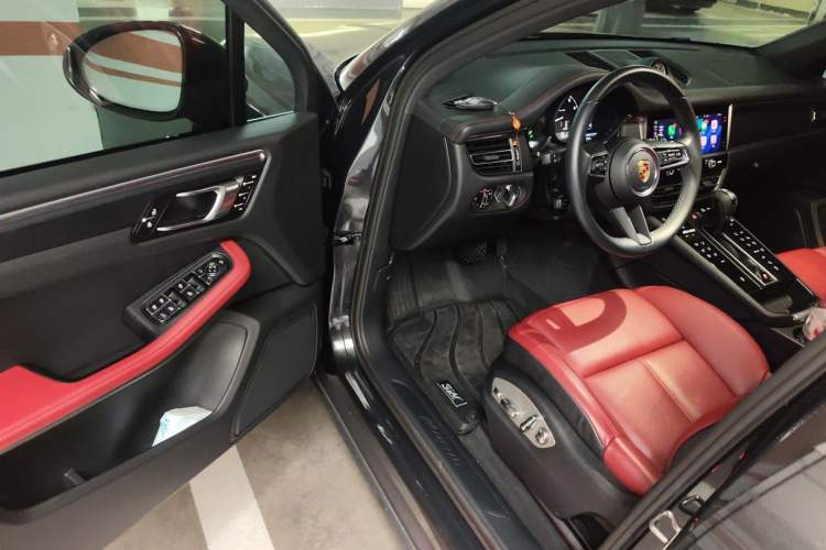 Used Porsche Macan 2022 Macan 2.0T Driver Seat