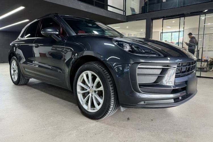 Used Porsche Macan 2022 Macan 2.0T Exterior 3