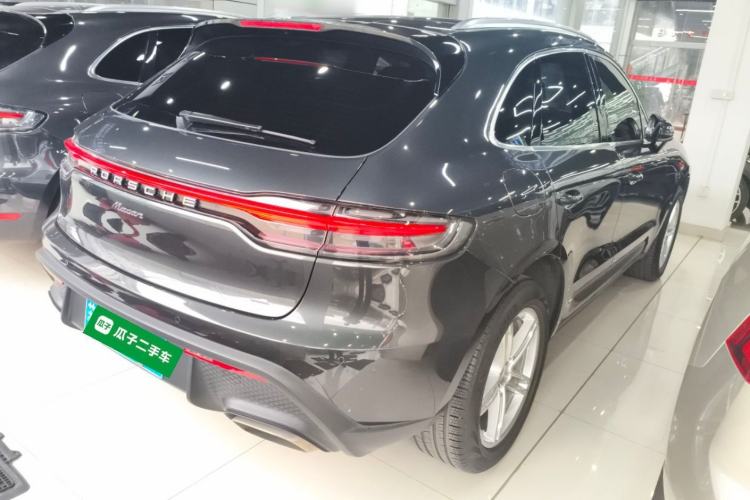 Used Porsche Macan 2022 Macan 2.0T Exterior 5