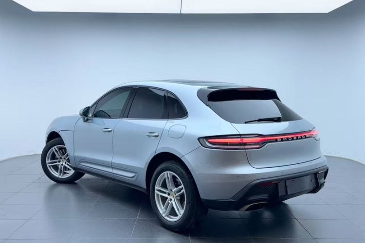 Used Porsche Macan 2022 Macan 2.0T Exterior 6