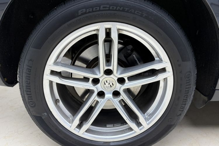 Used Porsche Macan 2022 Macan 2.0T Exterior 6