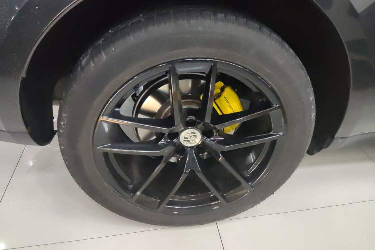 Used Porsche Macan 2022 Macan 2.0T Exterior 8