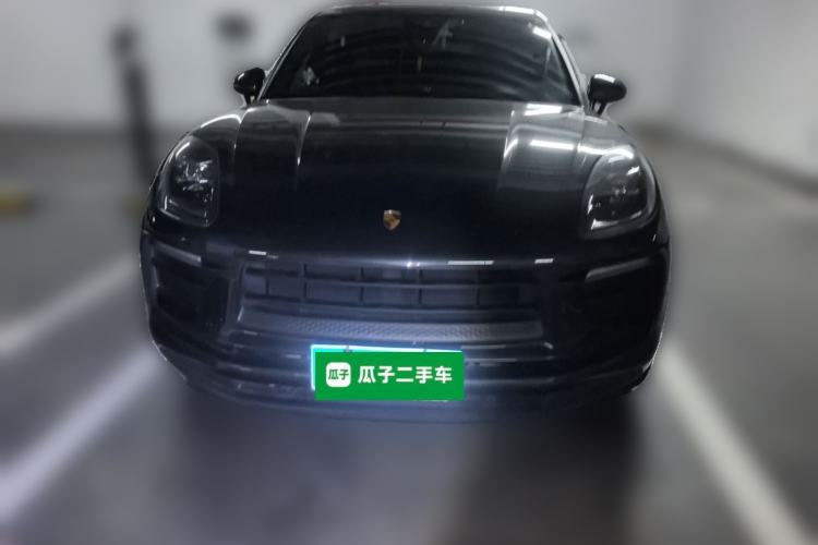 Used Porsche Macan 2022 Macan 2.0T Front