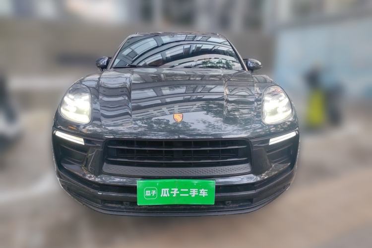 Used Porsche Macan 2022 Macan 2.0T Front