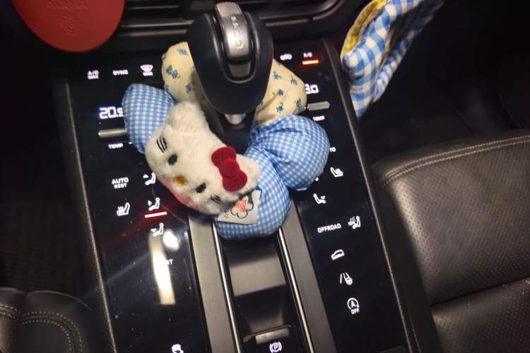 Used Porsche Macan 2022 Macan 2.0T Gear Lever