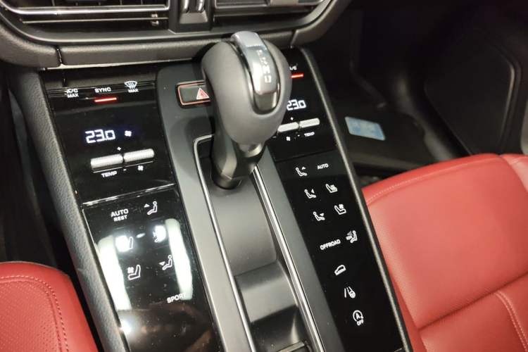 Used Porsche Macan 2022 Macan 2.0T Gear Lever