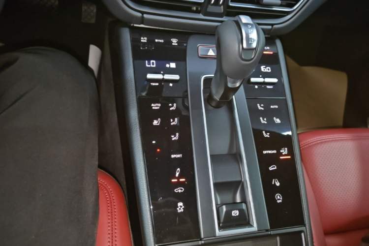 Used Porsche Macan 2022 Macan S 2.9T Gear Lever