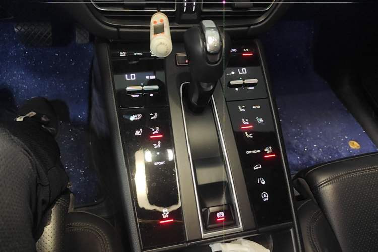 Used Porsche Macan 2022 Macan 2.0T Gear Lever