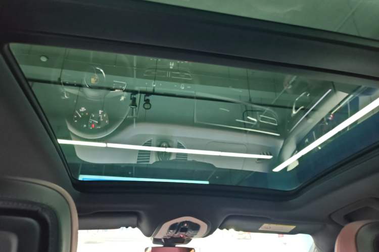 Used Porsche Macan 2022 Macan S 2.9T Headliner