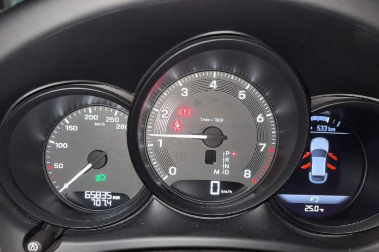 Used Porsche Macan 2022 Macan 2.0T Instrument Cluster