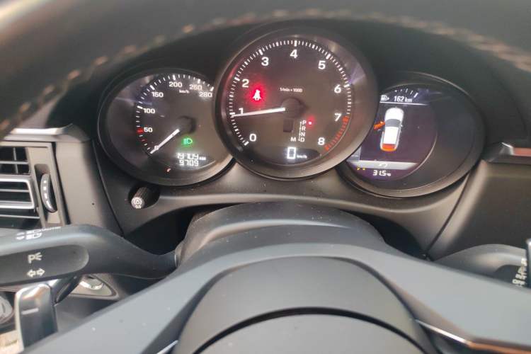 Used Porsche Macan 2022 Macan 2.0T Instrument Cluster