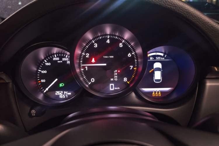 Used Porsche Macan 2022 Macan 2.0T Instrument Cluster