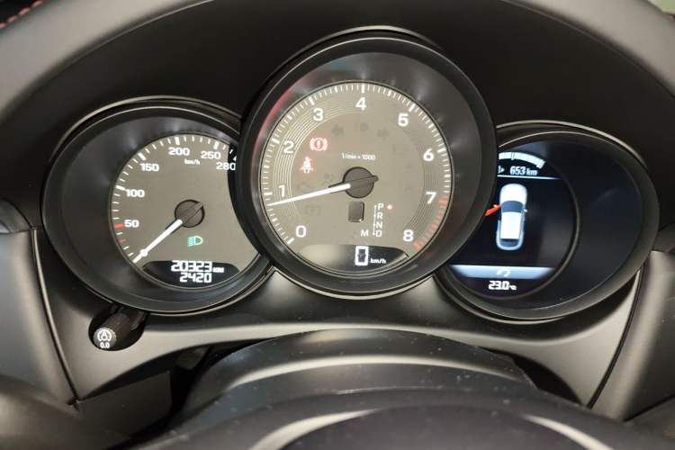 Used Porsche Macan 2022 Macan 2.0T Instrument Cluster