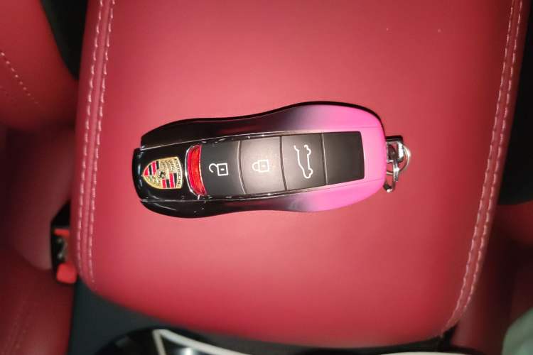 Used Porsche Macan 2022 Macan 2.0T Interior 1