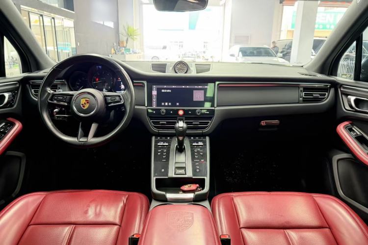 Used Porsche Macan 2022 Macan 2.0T Interior 2
