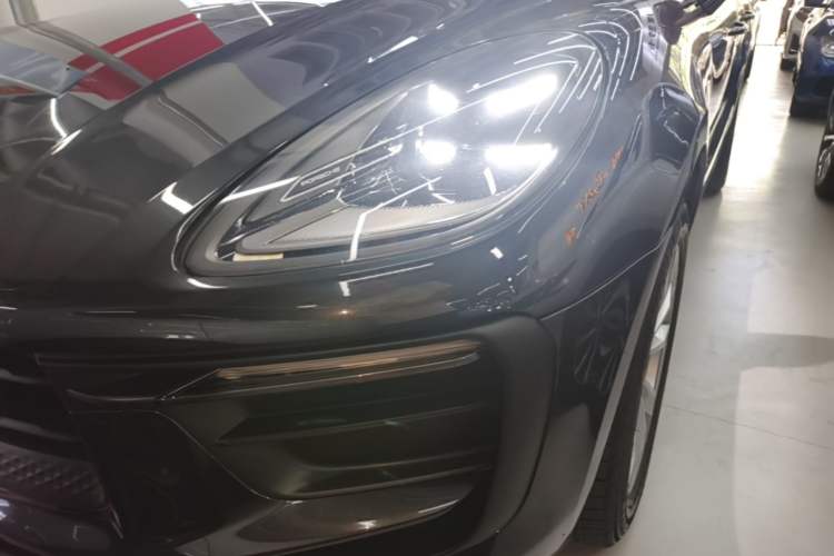 Used Porsche Macan 2022 Macan 2.0T Left Front Headlight