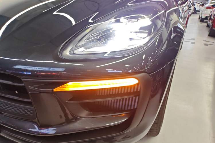 Used Porsche Macan 2022 Macan S 2.9T Left Front Headlight