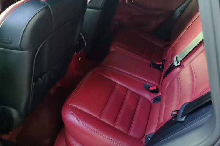 Used Porsche Macan 2022 Macan GTS 2.9T Left Rear Seat