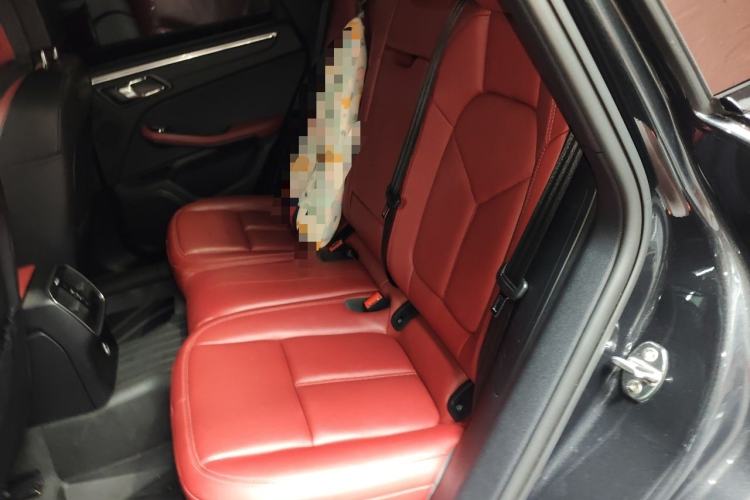 Used Porsche Macan 2022 Macan 2.0T Left Rear Seat