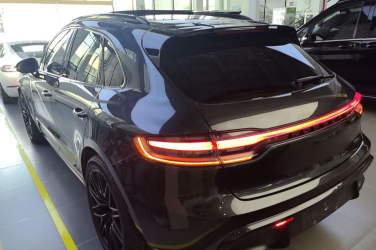 Used Porsche Macan 2022 Macan GTS 2.9T Rear Left 45 Deg