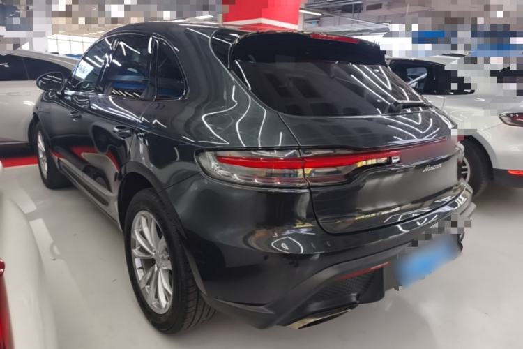 Used Porsche Macan 2022 Macan 2.0T Rear Left 45 Deg