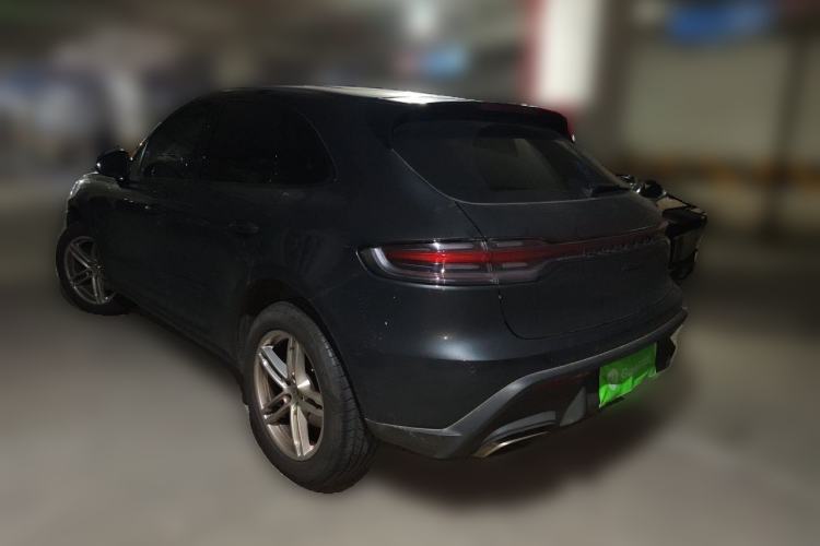 Used Porsche Macan 2022 Macan 2.0T Rear Left 45 Deg