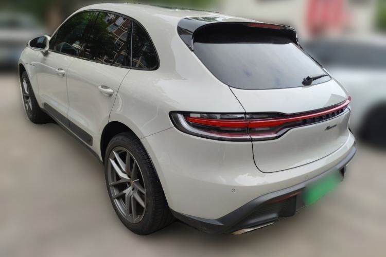 Used Porsche Macan 2022 Macan T 2.0T Rear Left 45 Deg