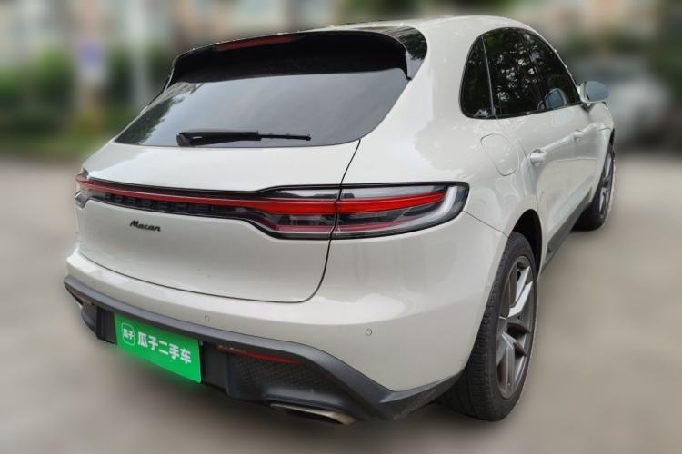 Used Porsche Macan 2022 Macan T 2.0T Rear Right 45 Deg