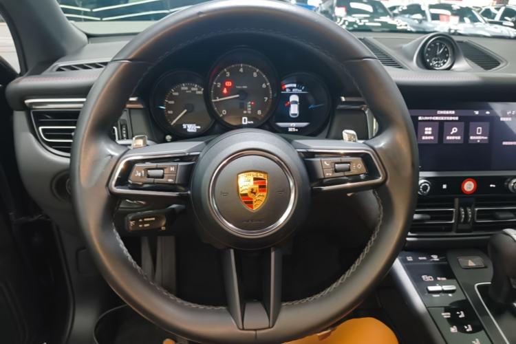 Used Porsche Macan 2022 Macan 2.0T Steering Wheel