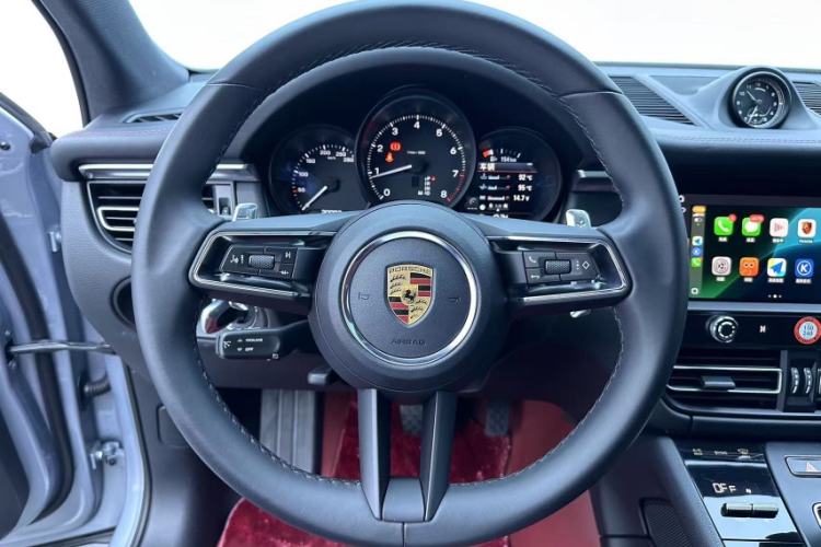 Used Porsche Macan 2022 Macan 2.0T Steering Wheel