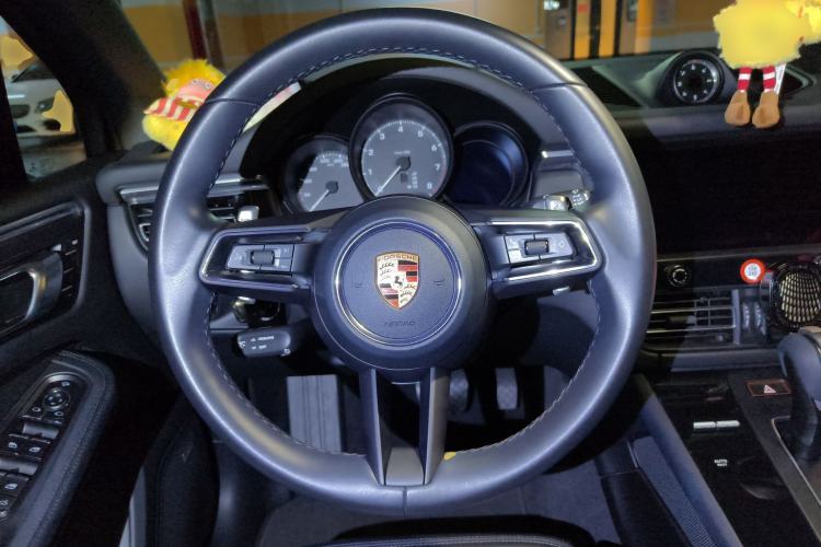 Used Porsche Macan 2022 Macan 2.0T Steering Wheel