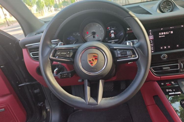 Used Porsche Macan 2022 Macan S 2.9T Steering Wheel