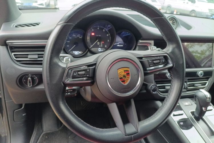Used Porsche Macan 2022 Macan 2.0T Steering Wheel