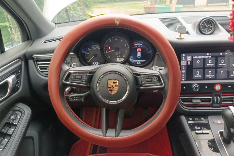 Used Porsche Macan 2022 Macan 2.0T Steering Wheel