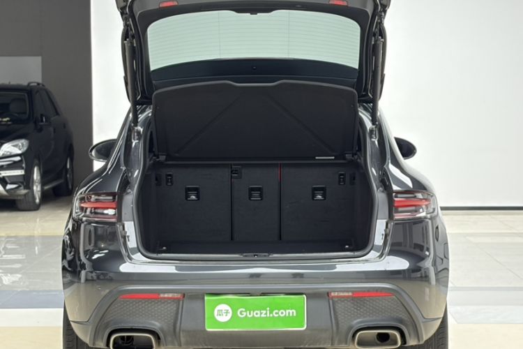 Used Porsche Macan 2022 Macan 2.0T Trunk