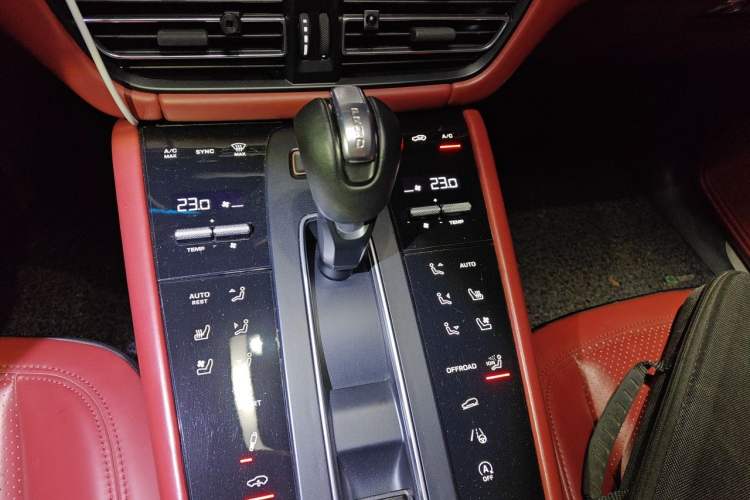 Used Porsche Macan 2022 Macan S 2.9T Gear Lever