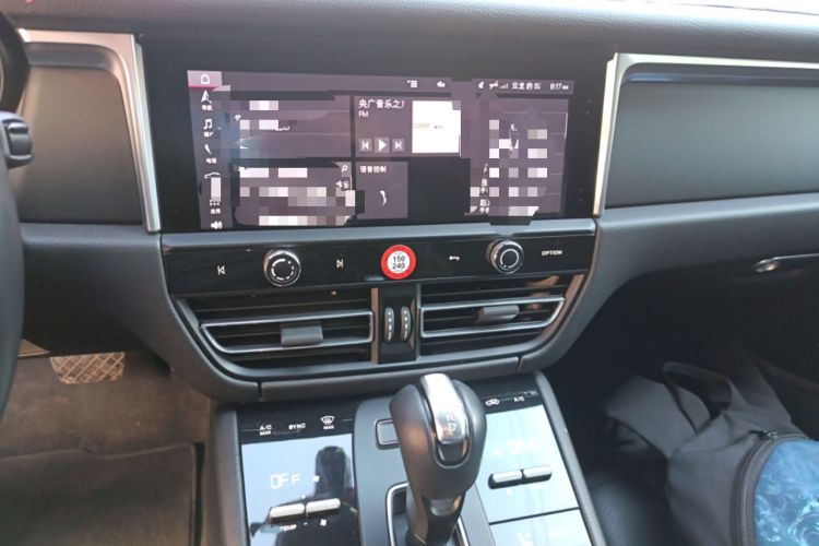 Used Porsche Macan 2022 Macan 2.0T Audio And AC Panel
