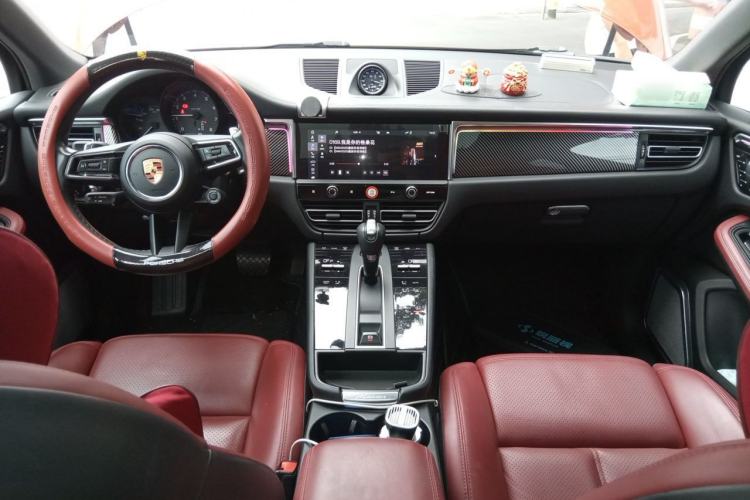 Used Porsche Macan 2022 Macan 2.0T Center Console