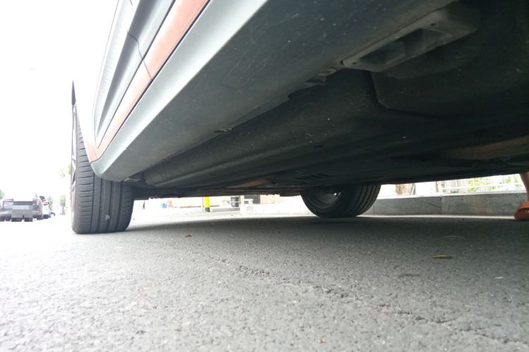 Used Porsche Macan 2022 Macan 2.0T Chassis Rear Left