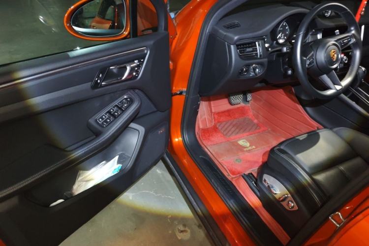 Used Porsche Macan 2022 Macan 2.0T Driver Seat