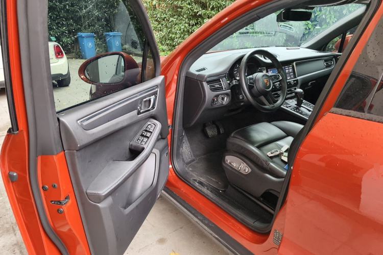 Used Porsche Macan 2022 Macan 2.0T Driver Seat