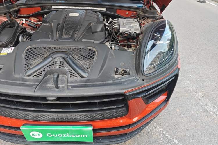 Used Porsche Macan 2022 Macan S 2.9T Engine Bay Left