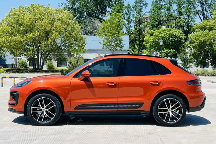 Used Porsche Macan 2022 Macan 2.0T Exterior 3