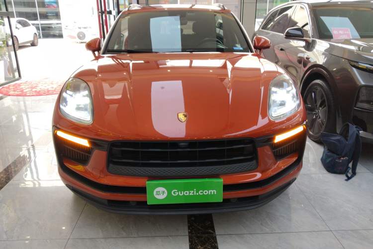 Used Porsche Macan 2022 Macan S 2.9T Front