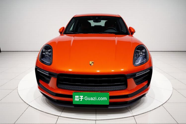 Used Porsche Macan 2022 Macan 2.0T Front