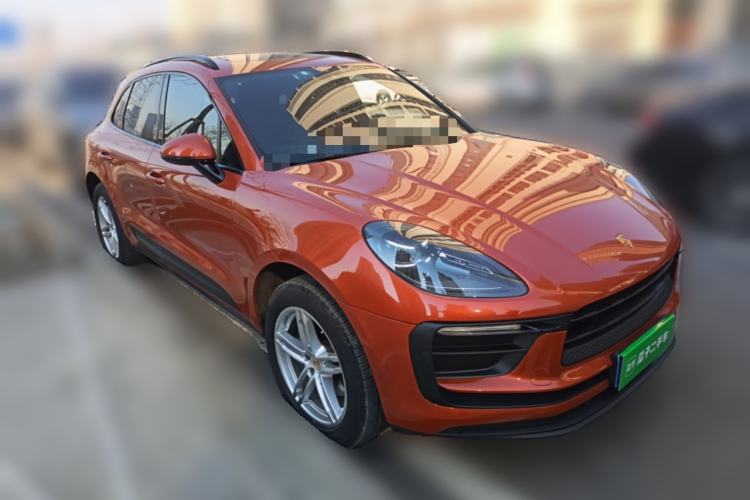 Used Porsche Macan 2022 Macan 2.0T Front Right 45 Deg