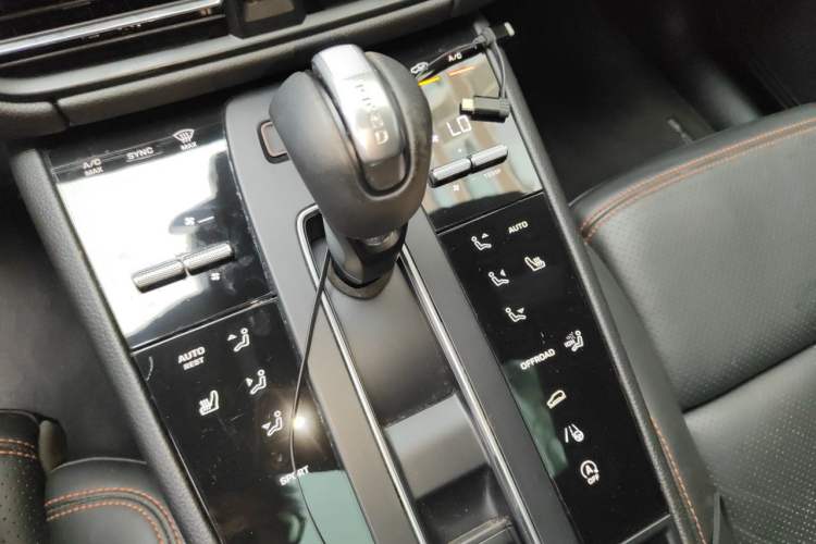 Used Porsche Macan 2022 Macan 2.0T Gear Lever