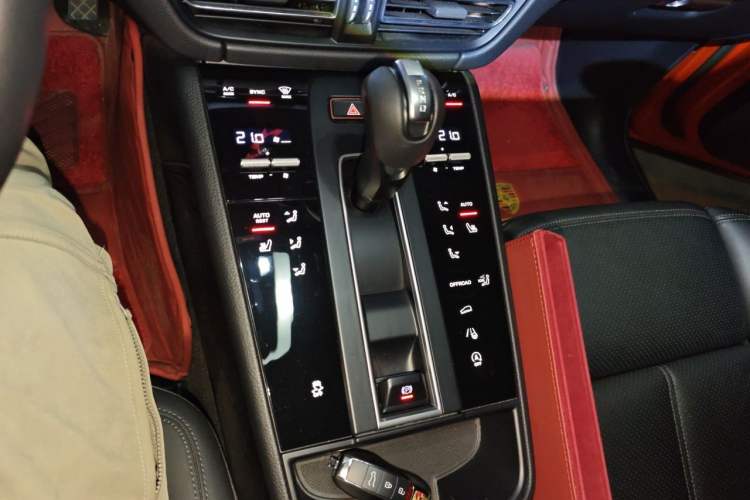 Used Porsche Macan 2022 Macan 2.0T Gear Lever
